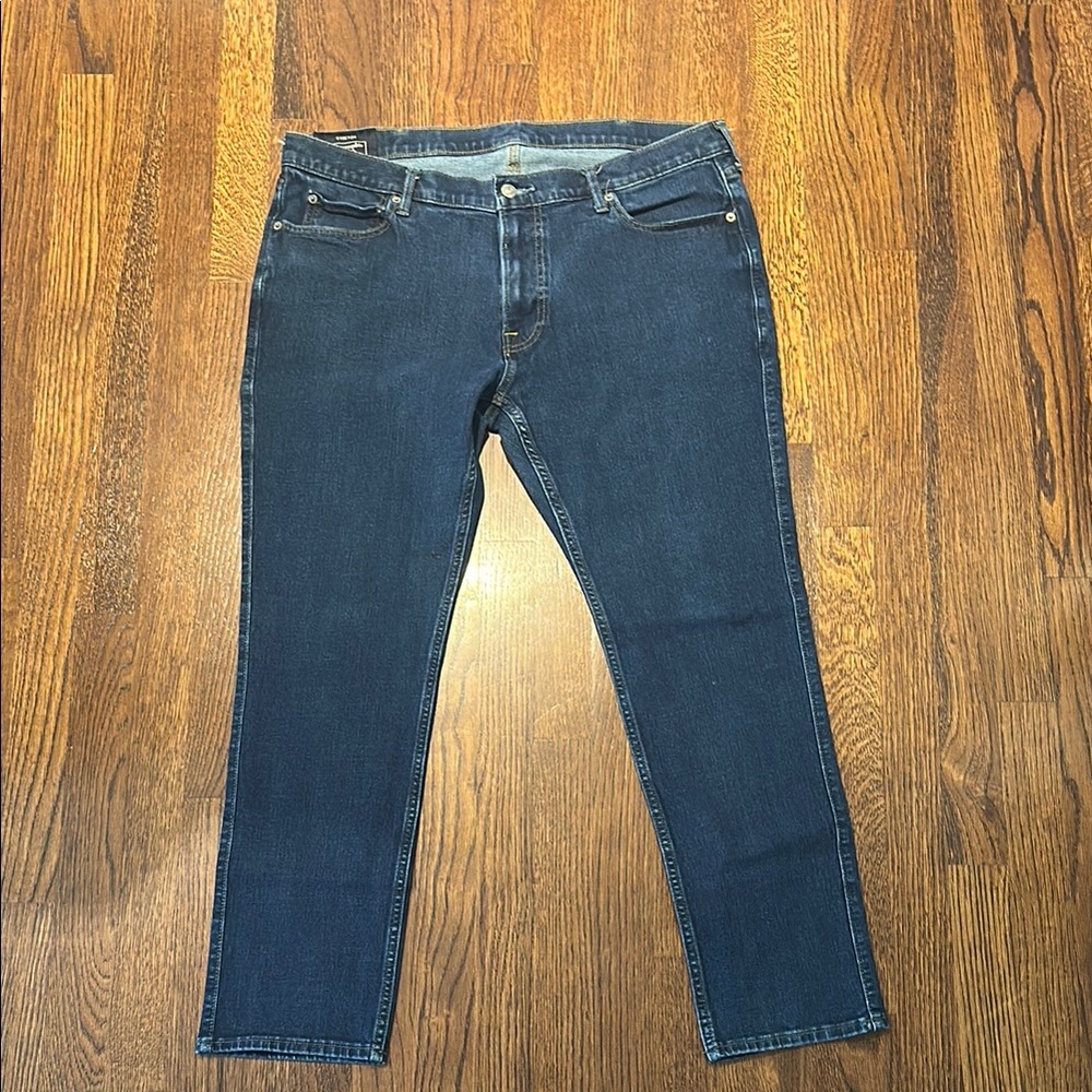 Abercrombie & Fitch Mens Denim Blue Jeans. Size 38